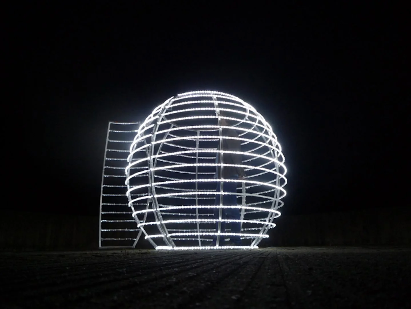 Jeanne Susplugas, Light House III, 2013, led, aluminium. © Jeanne Susplugas