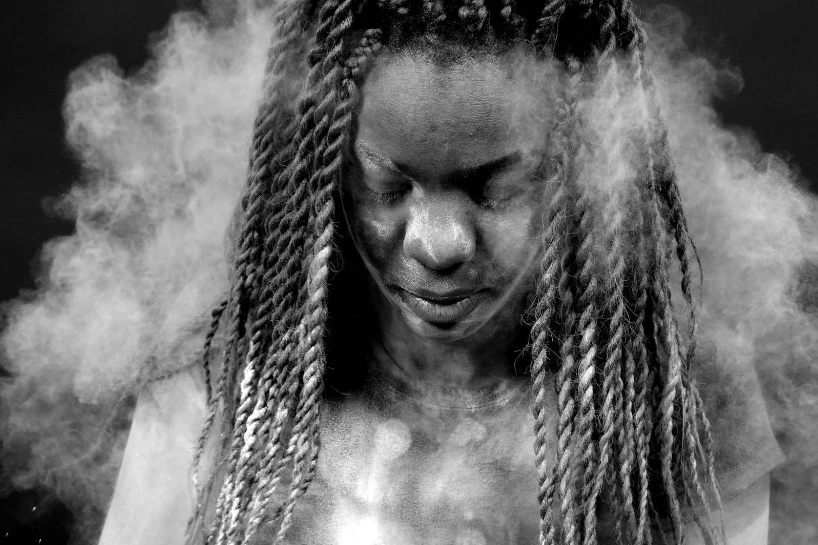 GLADYS KALICHINI 3 Gladys Kachilini, ChaMoneka: UnCasting Shadows, video work, 2017