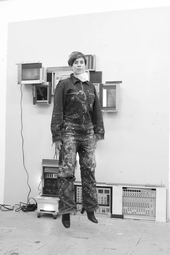 Nina E. Schönefeld